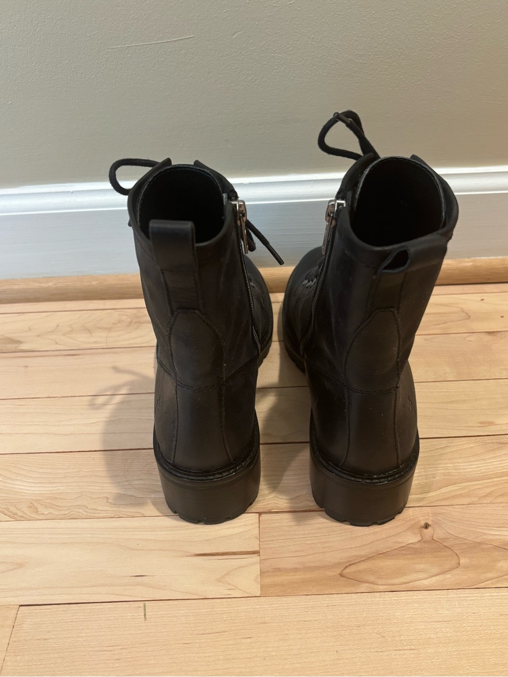 Frye Foster Combat Boots Black Leather Lace Up Side Zip Size 7.5 - Picture 5 of 11